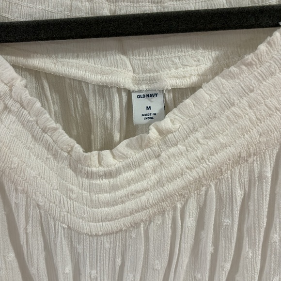 NWT Old Navy white clip dot top - Picture 2 of 4